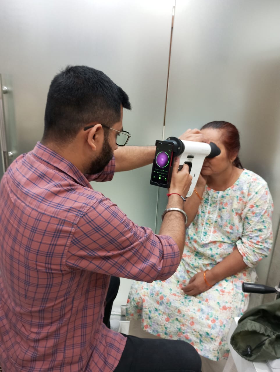 Retinal eye screening